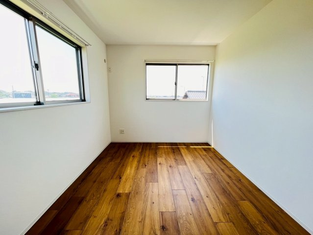 ココテラス新代の洋室