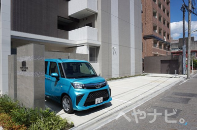 【駐車場】 | RAFFLE OZONEⅡ -South Garden- | ★敷地内駐車場