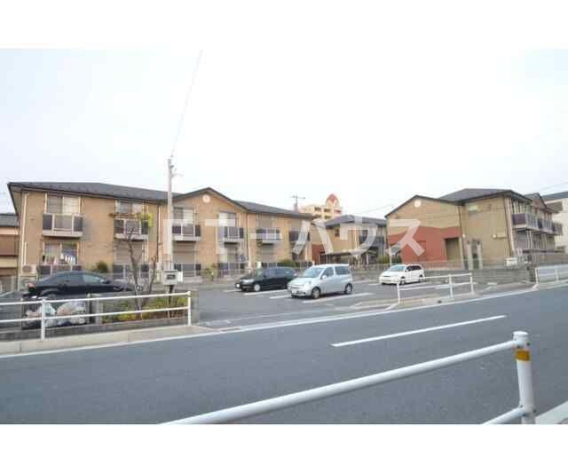 リヴェール市川Ｃ棟の周辺