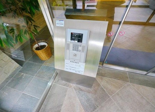 パルメゾン見次公園のロビー