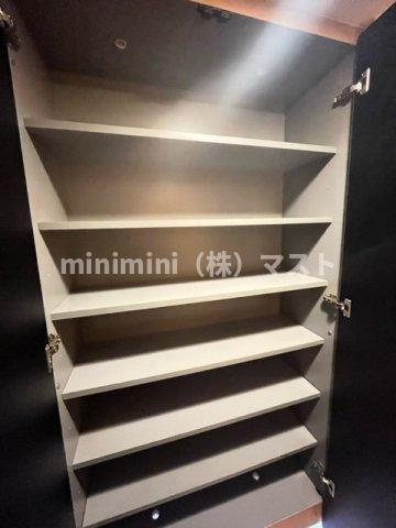 ル・パピヨン2の収納|別部屋参考写真