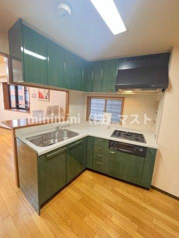 ル・パピヨン2のキッチン|別部屋参考写真