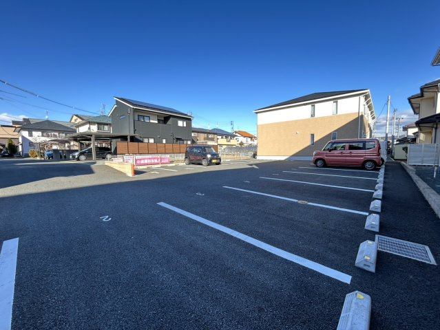 メゾンＨＡＬ（メゾンハル）の駐車場