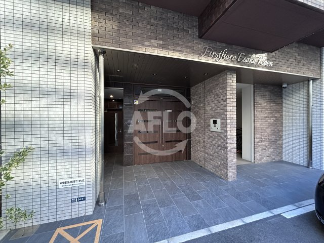 ファーストフィオーレ江坂公園のエントランス|ファーストフィオーレ江坂公園　エントランス
