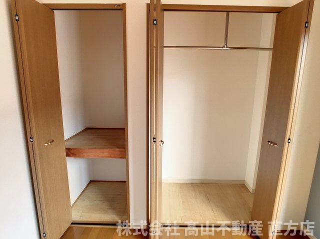 直方市大字頓野のアパートの収納