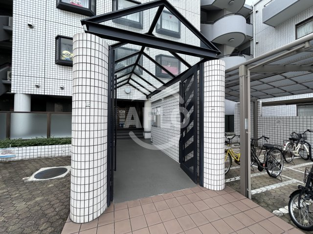 ビラ小松のエントランス|ビラ小松　エントランス