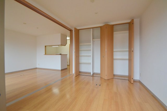 桜レジデンス横川の居間・リビング