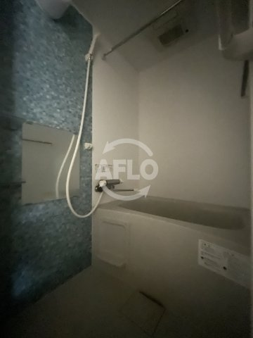 エンシンビル北大阪の浴室