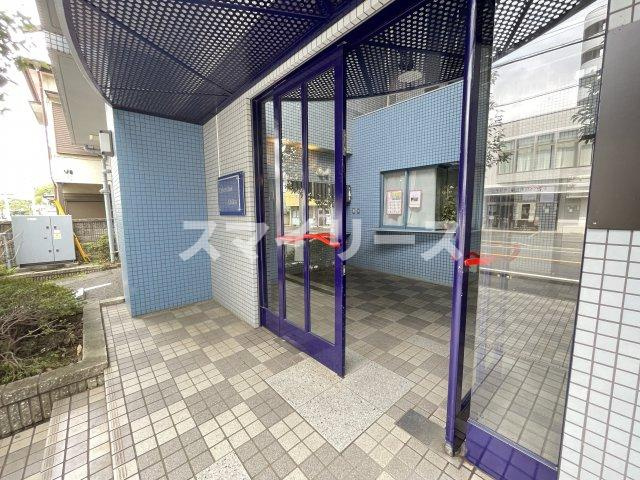 セレスティン我孫子のエントランス