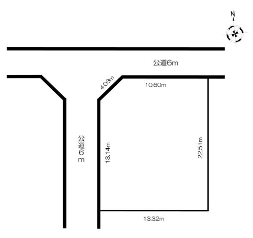 つつじが丘６丁目土地の土地図|三方が道路に面した開放感あふれる立地。約63坪のゆとりある敷地は、陽光と風を取り込みやすく、明るく心