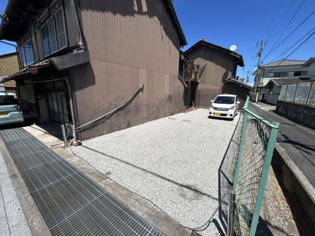 柳本町駐車場