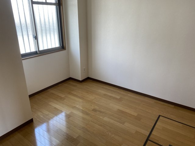 【寝室】 | ルネス下中野マンション