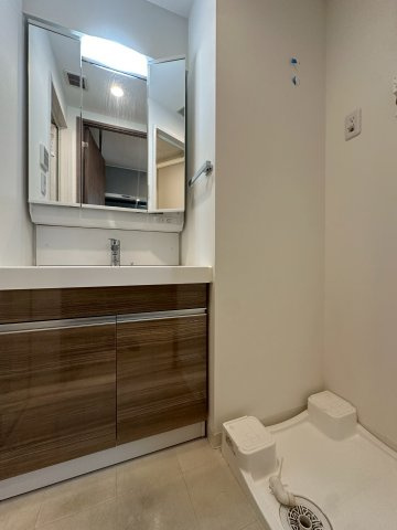 ワールドアイ名古屋城北　名古屋市賃貸　仲介手数料無料の洗面所|洗面