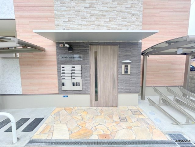 フジパレス出来島Ⅱ番館 仲介手数料無料のエントランス