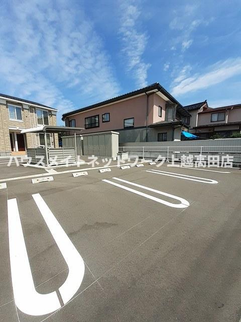 リアン　デュールの駐車場|消雪付駐車場