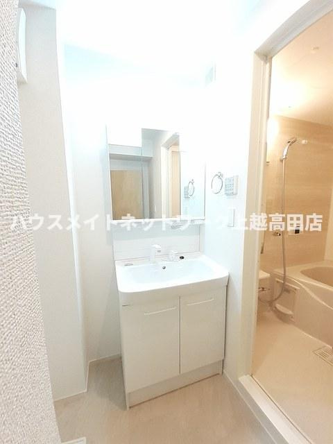 リアン　デュールの洗面所|洗髪洗面化粧台