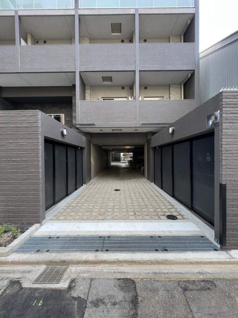 エスリード大須プレシア　名古屋市賃貸　仲介手数料無料のエントランス|駐車場