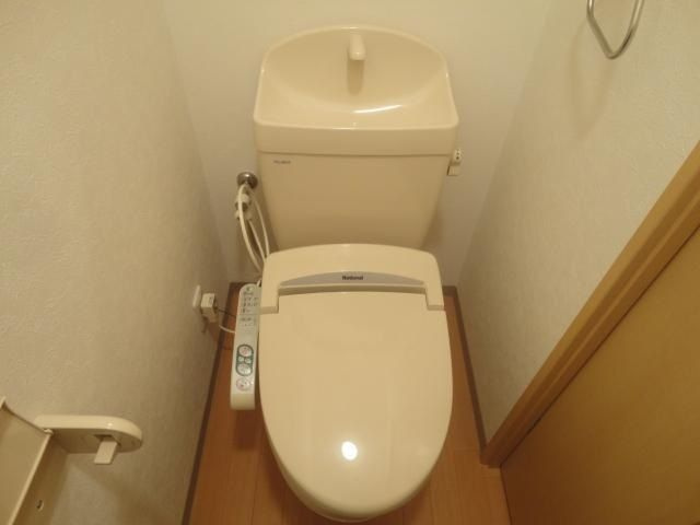 フローラル・ハイツのトイレ
