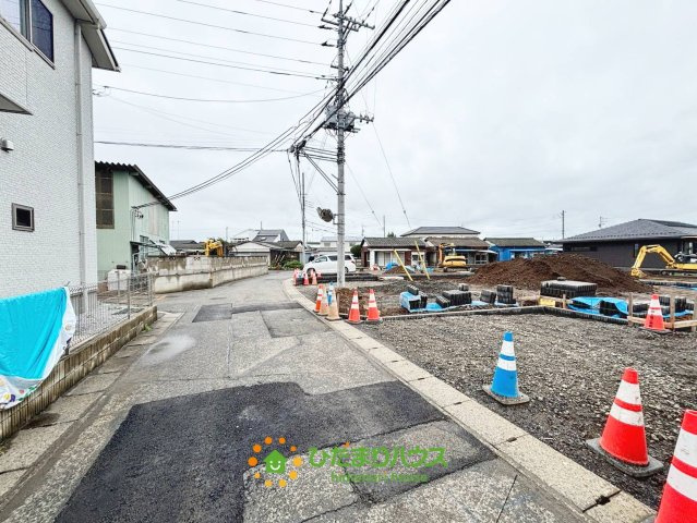 古河三杉町　新築一戸建て　03　リーブルガーデンの前面道路含む現地写真|2026/09/07　撮影