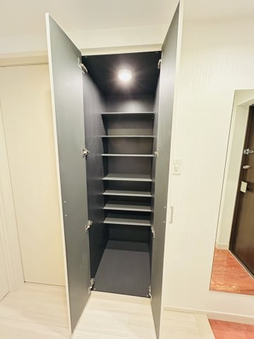 【玄関】プレジオ西宮今津