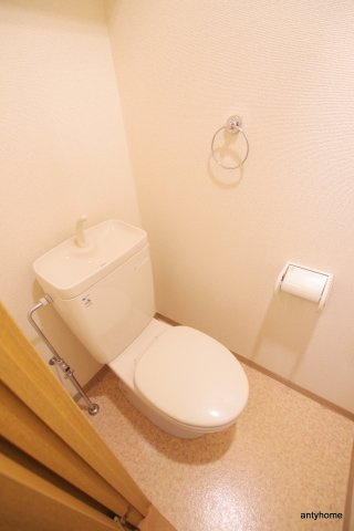 ラナップスクエア南森町　仲介手数料無料のトイレ