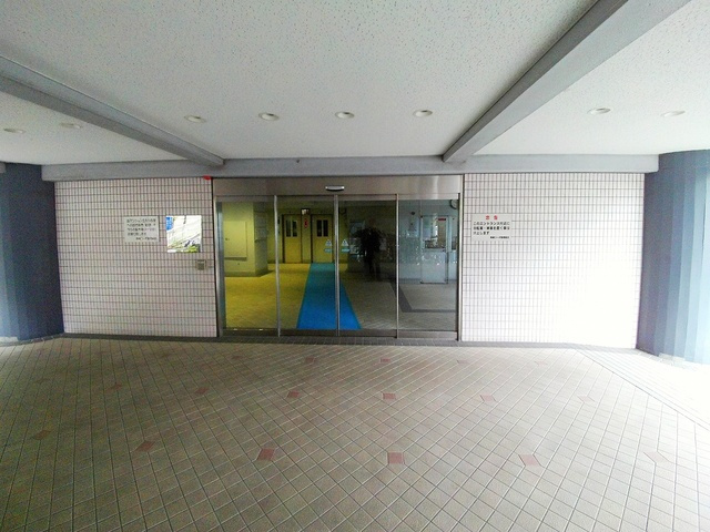 魚崎コーポのエントランス
