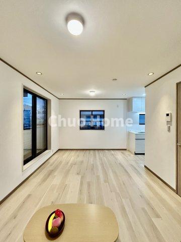 江戸川区南葛西3丁目中古住宅の居間・リビング|居間リビング