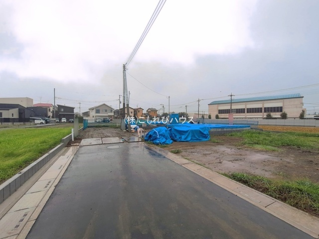鴻巣市滝馬室　新築一戸建て　5区画　02の前面道路含む現地写真|撮影：'26/09/16