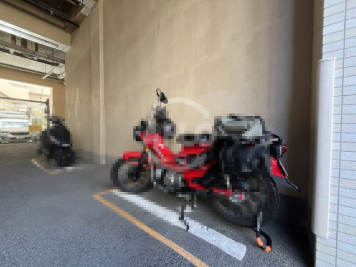 ドゥーエ江坂Ⅰのその他共用部分|バイク置き場
