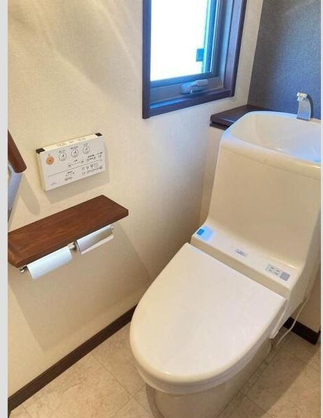 石浜南ヶ丘戸建のトイレ