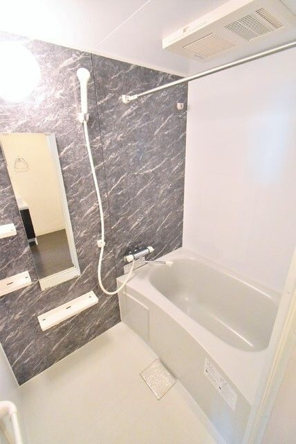 Ｓｏｌｉｄ名駅南の浴室