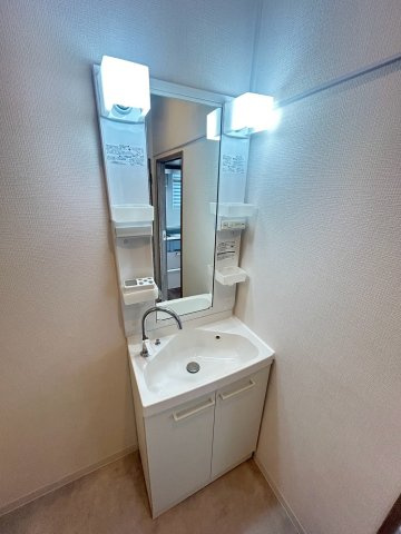 鳴尾小松住宅Ｃ棟の洗面所