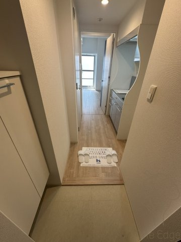 APRILE南森町の玄関