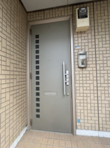 シャーメゾンYs　Bのエントランス