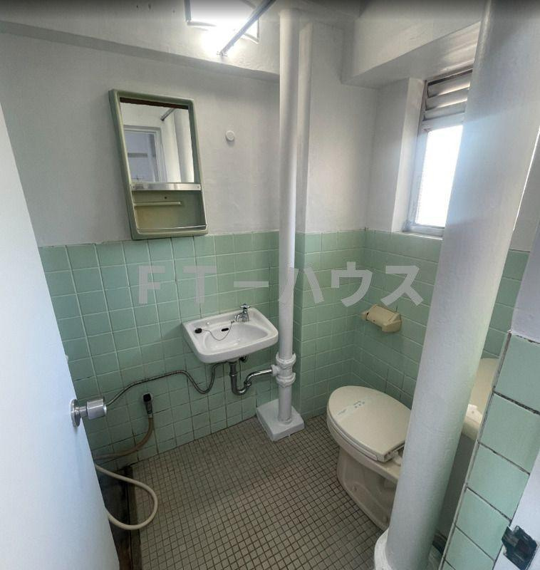 行徳マンションの洗面所
