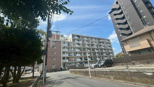 行徳マンションのエントランス