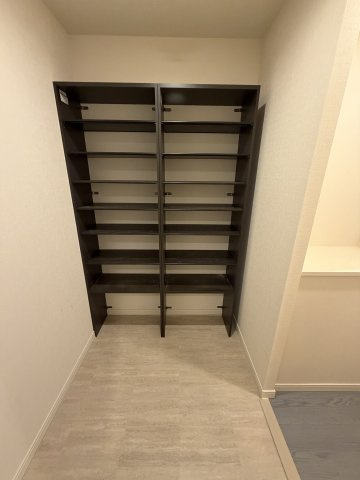 レアグランツ東難波Ⅰの収納