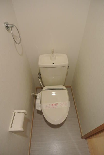 ポリシエのトイレ
