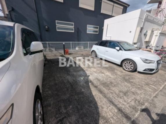 ミュゼ西淡路の駐車場