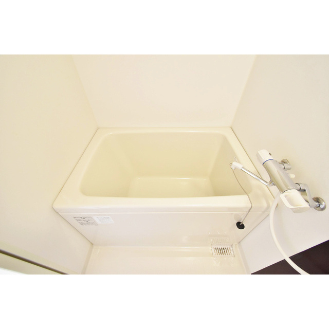 R-BOX津福Ⅲの浴室|日々の暮らしに欠かせないお風呂です