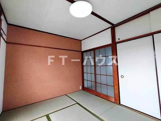 小南マンションの寝室