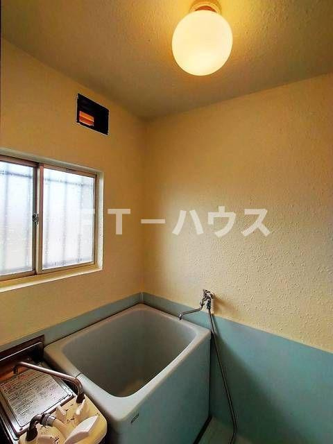 小南マンションの浴室
