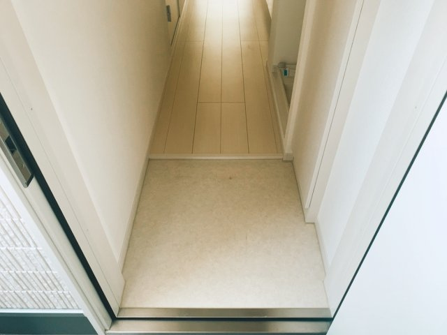 【玄関】 | リブリ・三軒茶屋