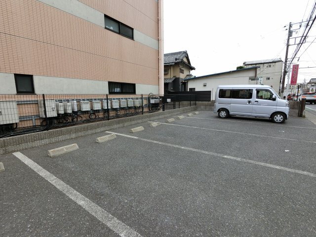 ミリアビタＮＯ．１１の駐車場