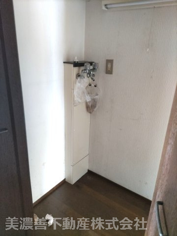 ６７１８６　岐阜市伊吹町中古戸建てのその他