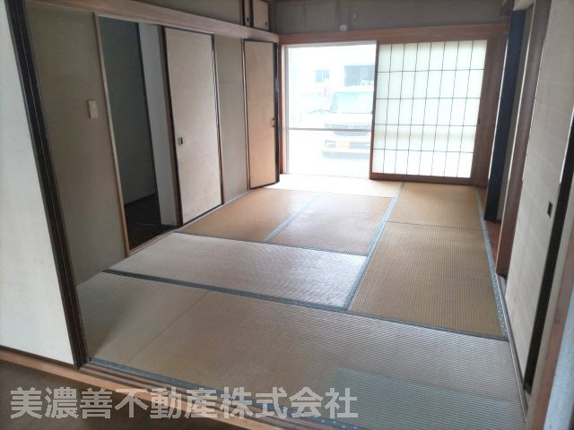 ６７１８６　岐阜市伊吹町中古戸建ての和室