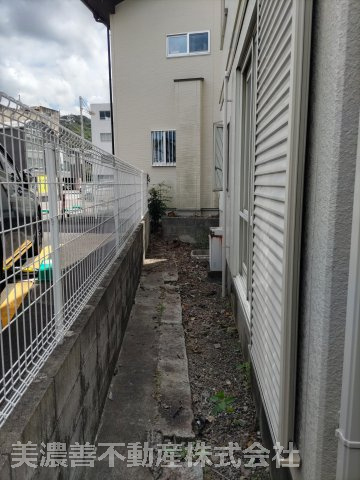 ６７１８６　岐阜市伊吹町中古戸建てのその他