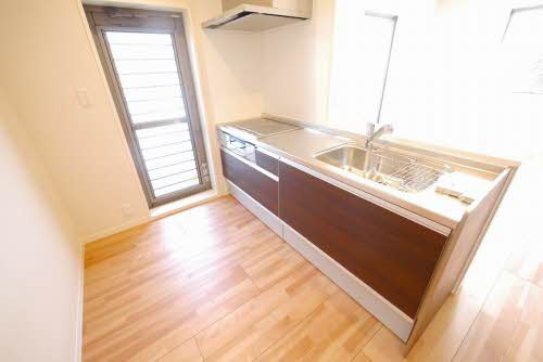 中間市中間１丁目の賃貸マンションのキッチン