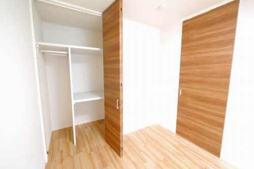 中間市中間１丁目の賃貸マンションの収納