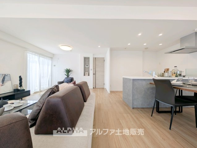 プラネ国立さくら通りの居間・リビング|ゆったり過ごせるリビングです